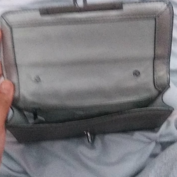 Purse - Picture 3 of 4